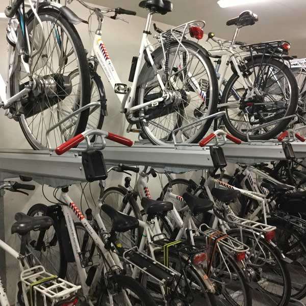 Cykelställ & cykelparkering | Cykelställ i två våningar och andra kompakta lösningar | FalcoLevel Premium+ - cykelställ i två våningar | image #14 |  