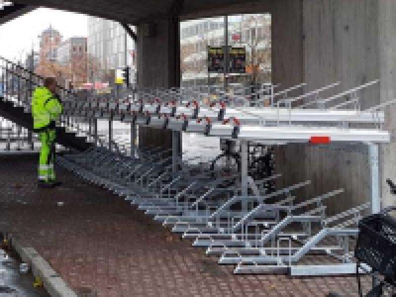 Trafikkontoret i Stockholm satsar på tvåvåningsställ