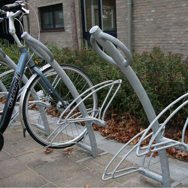 Cykelställ & cykelparkering | Cykelbågar & pollare | Triangel-10 cykelställ | image #2 |  
