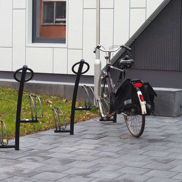 Cykelställ & cykelparkering | Cykelbågar & pollare | Triangel-10 cykelställ | image #8 |  