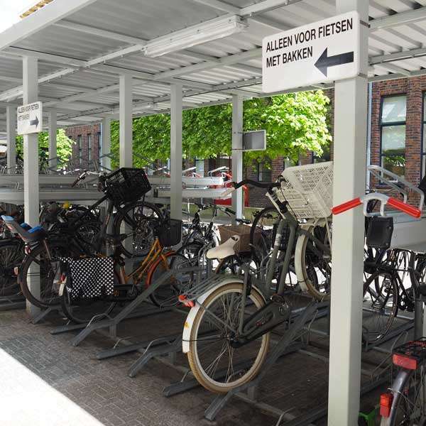 fietsparkeren fietsenrek voor kratfiets transportfiets FalcoCrate