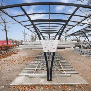 Linköping Resecenter - Falco Rail med tvåvåningsställ Falco Premium