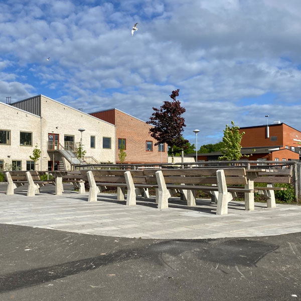 FalcoPark, hållbara parkbänkar och parkbord i Löddeköpinge