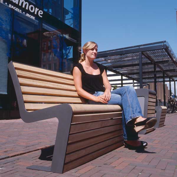 Falco tar hem stororder!