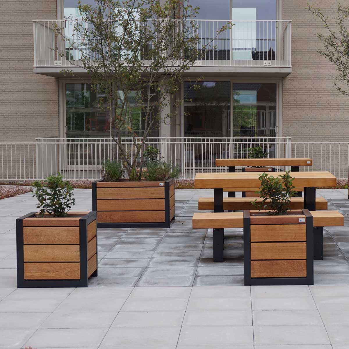 FalcoTabula blomlåda