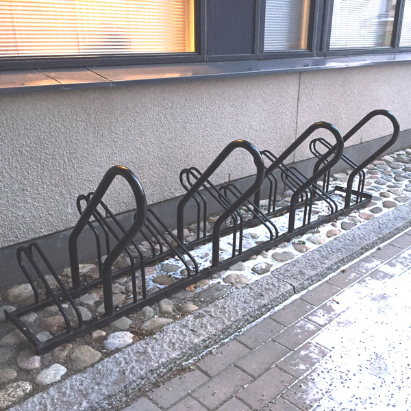 Falco A-11 extra säkert cykelställ med ramlåsning typ Diagonal