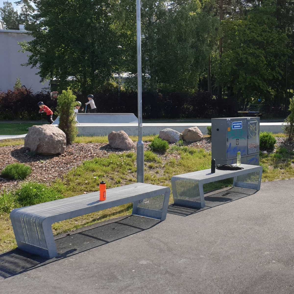 FalcoLinea bänk utan ryggstöd, stål